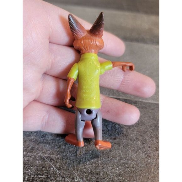 Tomy zootopia Nick Wilde Fox Disney toy figure - Picture 5 of 5